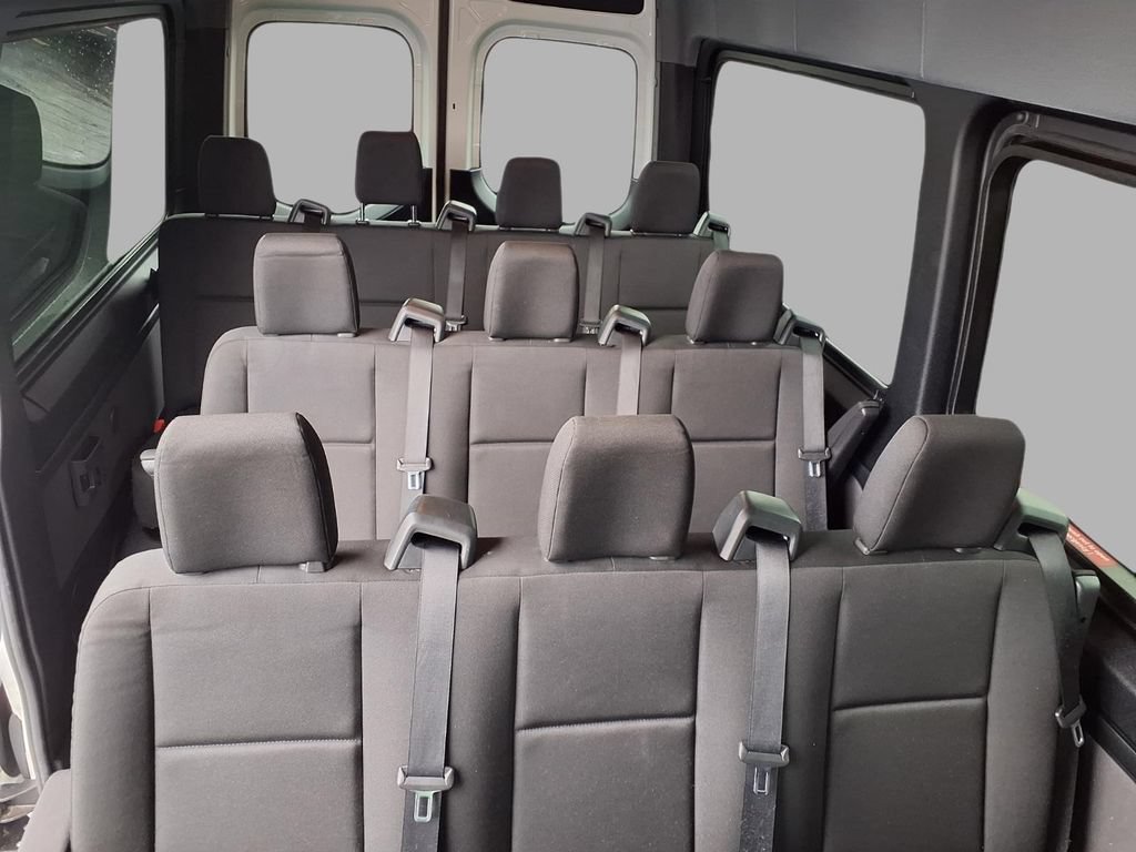 Used 2024 Mercedes-Benz Sprinter 2500 image 21
