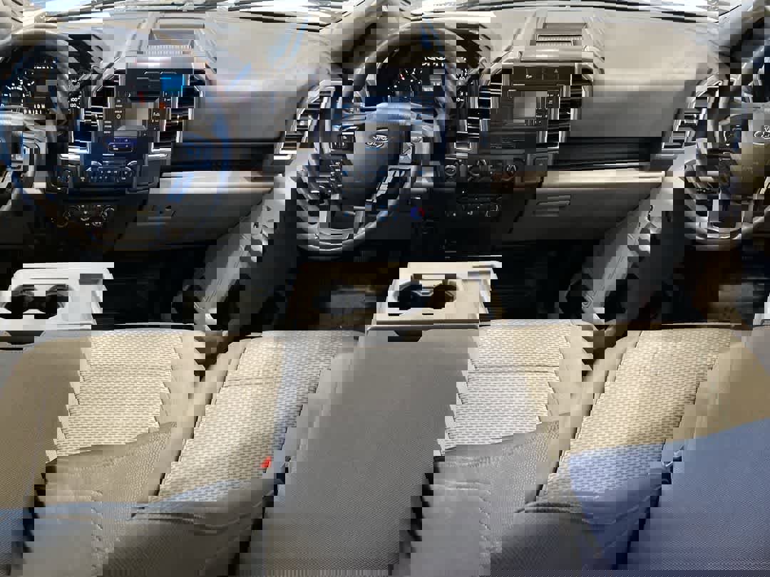 Used 2015 Ford F150 XLT w/ Trailer Tow Package image 20