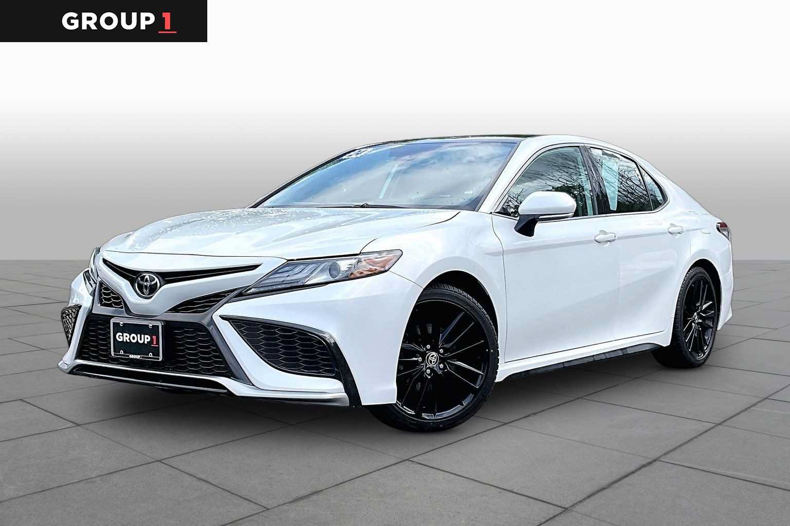 Used 2024 Toyota Camry XSE w/ Blackout Package (TMS) AWD/4WD video 1