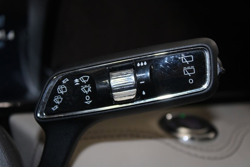 Used 2023 Lincoln Navigator Reserve image 38