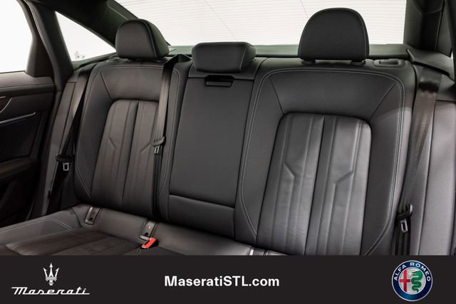 Used 2023 Audi A6 Premium Plus w/ Premium Plus Package image 18