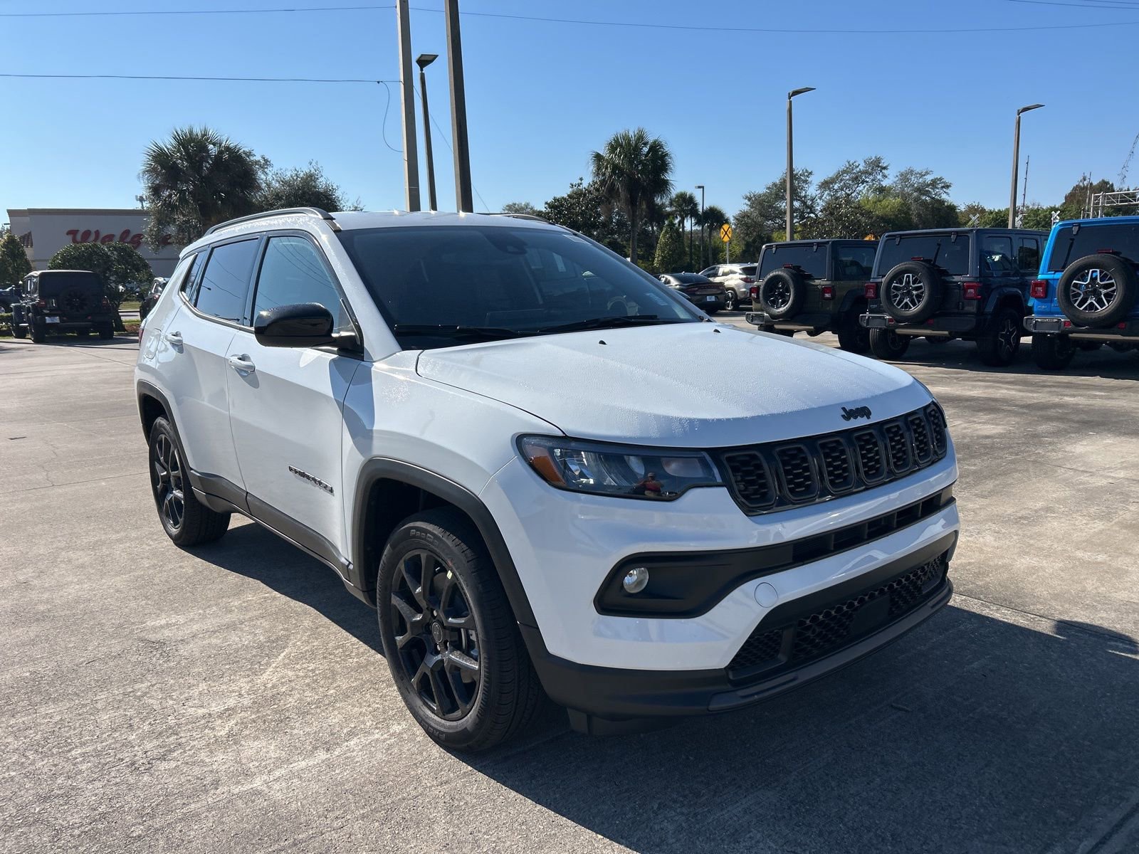 New 2026 Jeep Compass Latitude image 7