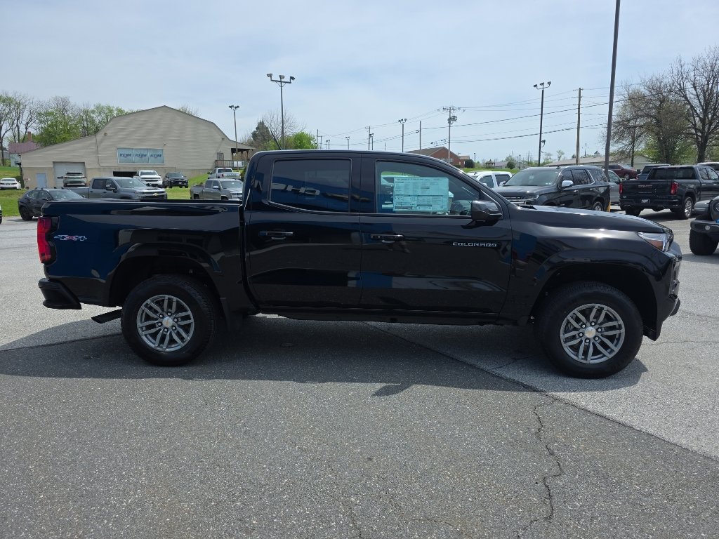 New 2026 Chevrolet Colorado LT w/ Advanced Trailering Package AWD/4WD image 4