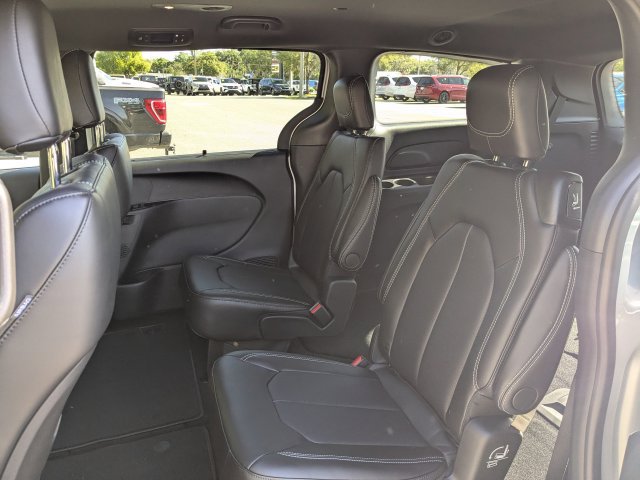 New 2026 Chrysler Voyager LX FWD image 14
