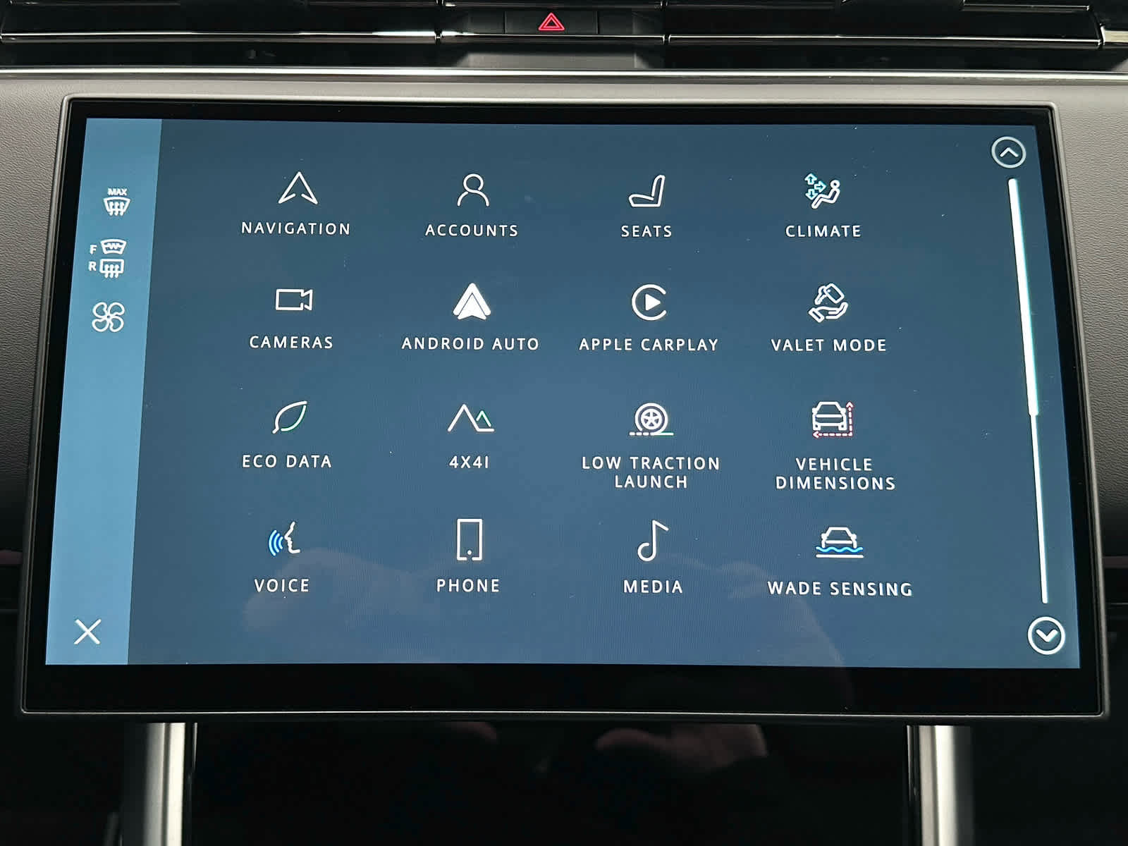 Used 2025 Land Rover Range Rover Long Wheelbase SE image 37