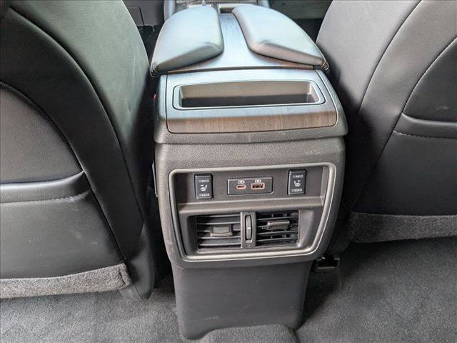 Certified 2024 Nissan Murano Platinum w/ Cargo Package FWD image 19