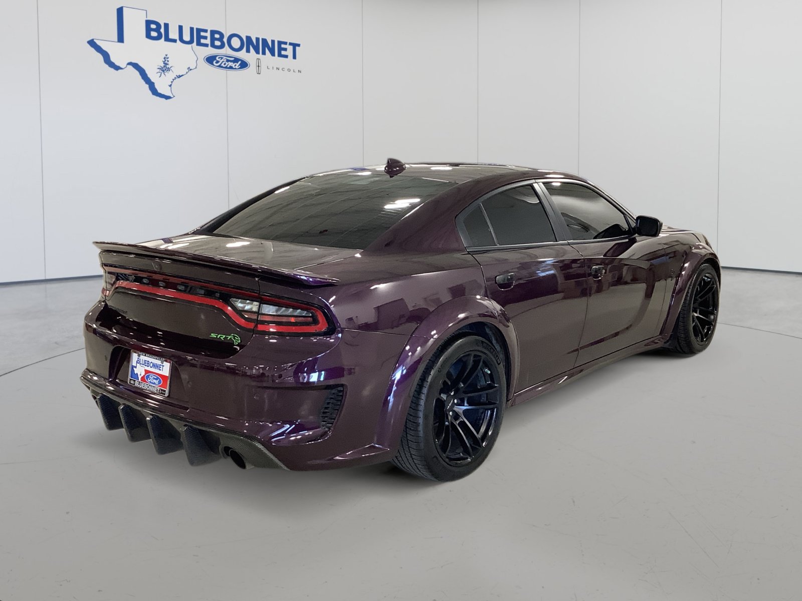 Used 2022 Dodge Charger SRT Hellcat w/ Harman/Kardon Audio Group RWD image 5