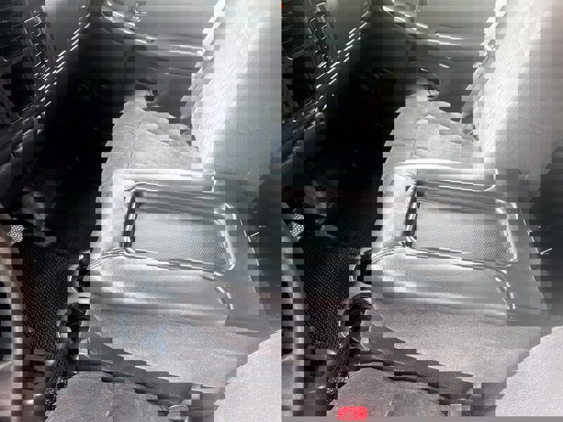 Used 2001 Chevrolet Silverado 2500 4x4 Crew Cab image 27