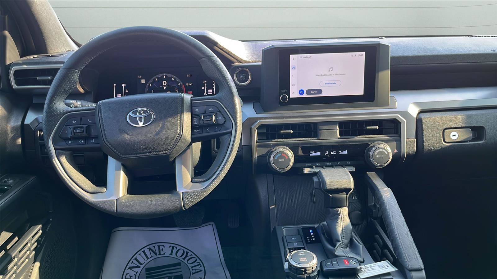 Used 2025 Toyota 4Runner SR5 image 10