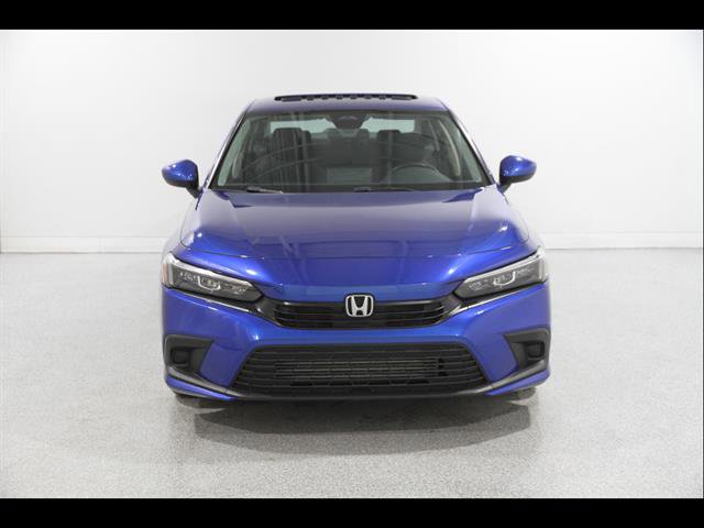 Used 2023 Honda Civic EX image 2