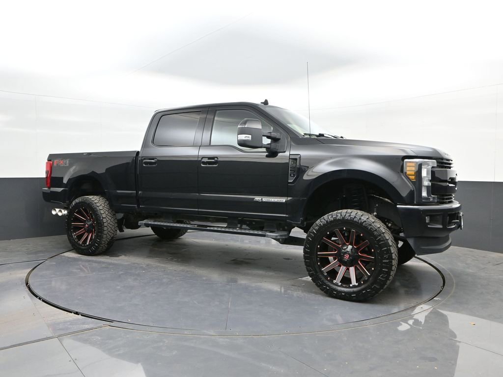 Used 2019 Ford F250 Lariat w/ Lariat Ultimate Package AWD/4WD image 17