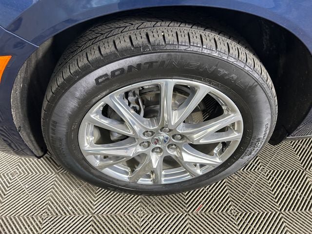 Used 2024 Buick Enclave Essence w/ Experience Buick Package AWD/4WD image 10
