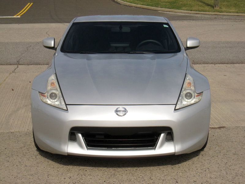 Used 2009 Nissan 370Z Coupe image 5