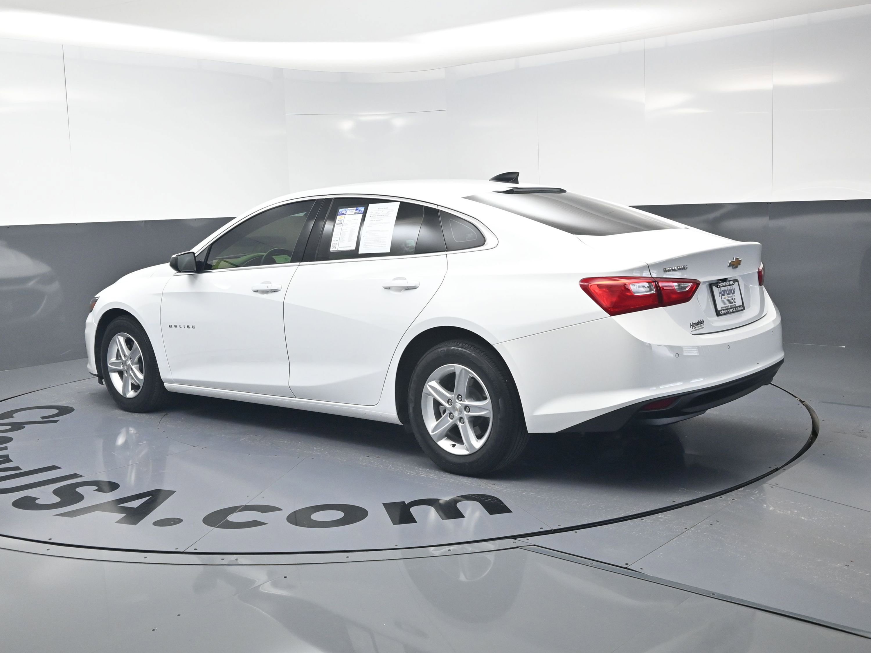 Used 2024 Chevrolet Malibu LS FWD image 7