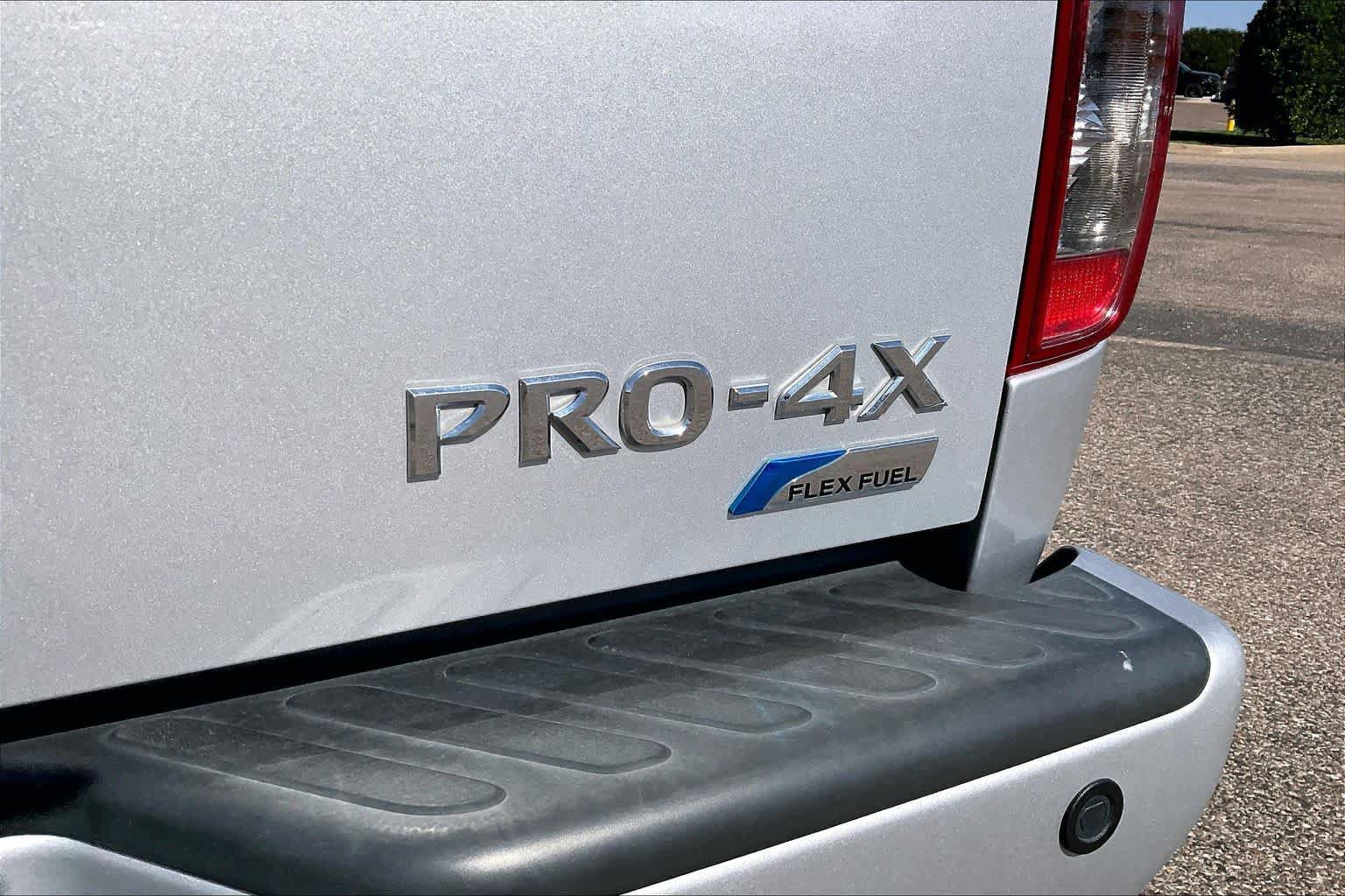 Used 2019 Nissan Frontier PRO-4X w/ Pro-4x Luxury Package AWD/4WD image 31