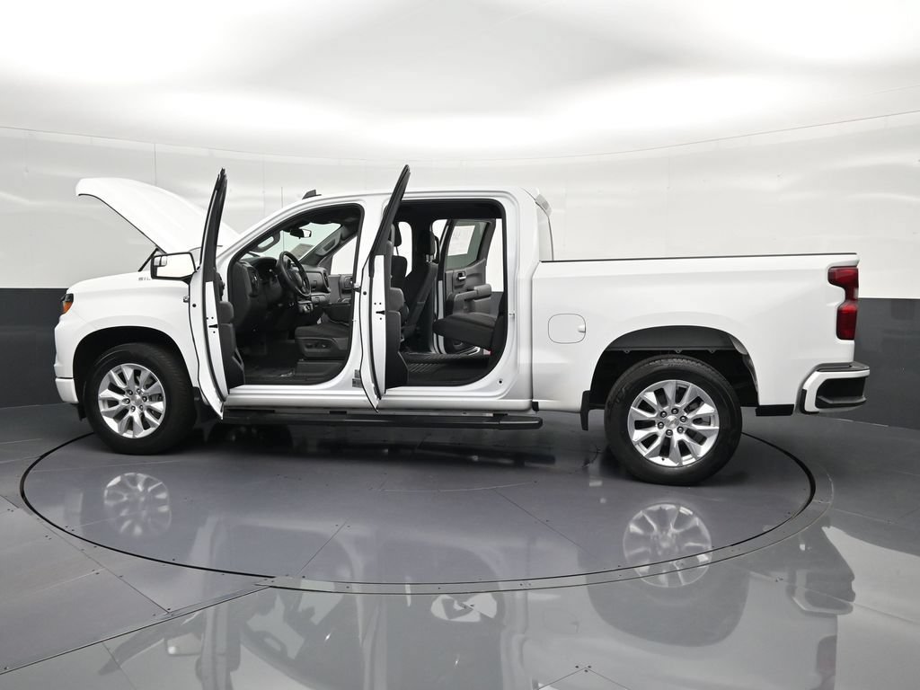 Used 2024 Chevrolet Silverado 1500 Custom RWD image 32