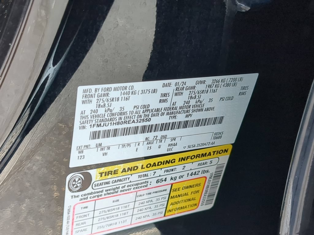 Certified 2024 Ford Expedition XLT RWD image 40