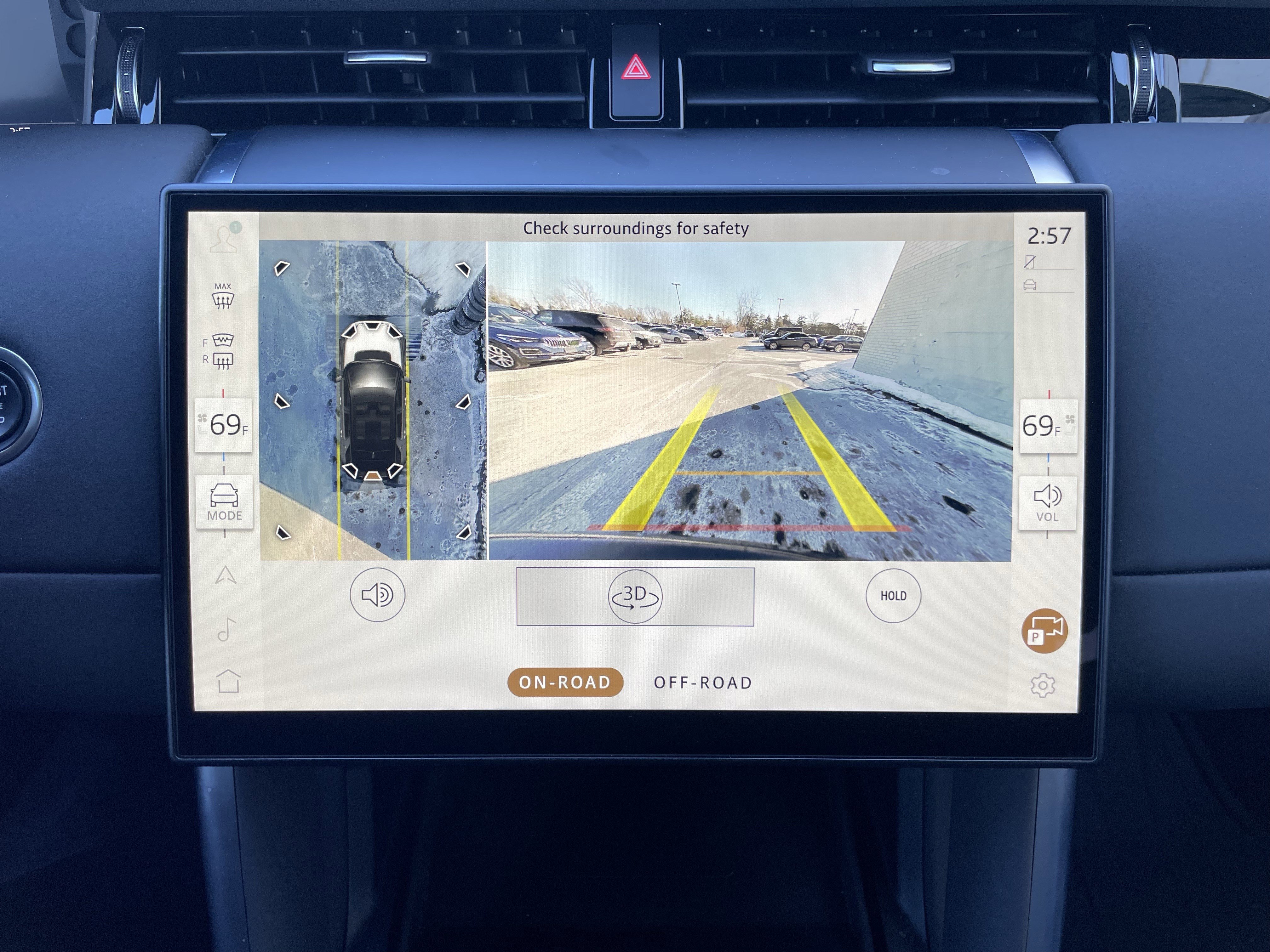 Certified 2024 Land Rover Discovery Sport S image 28