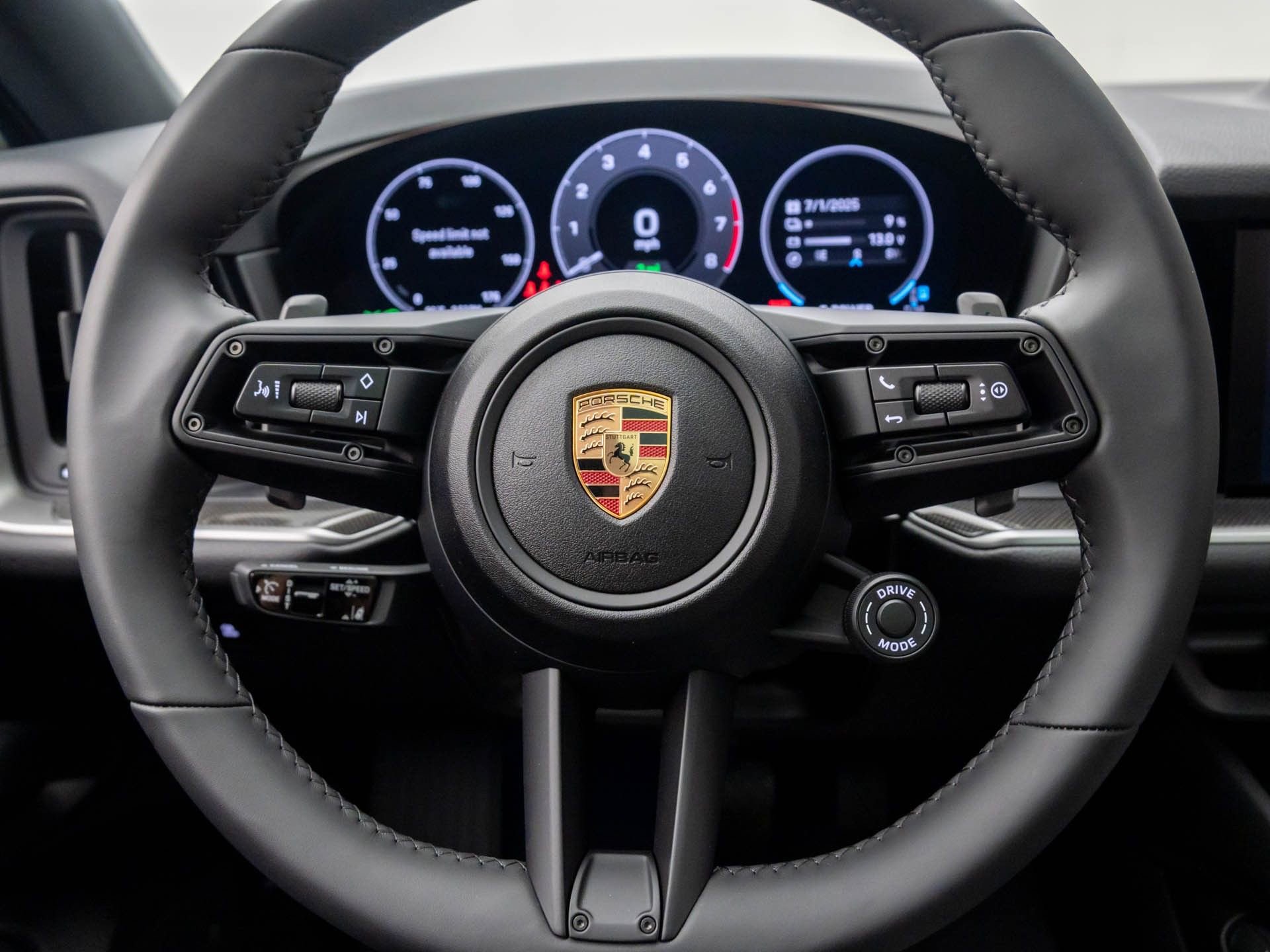 New 2025 Porsche Cayenne E-Hybrid Coupe image 21