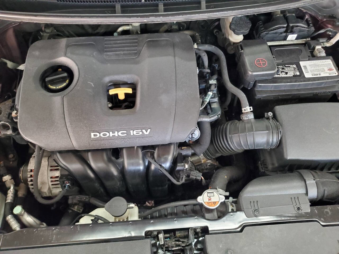 Used 2017 Kia Forte LX image 4