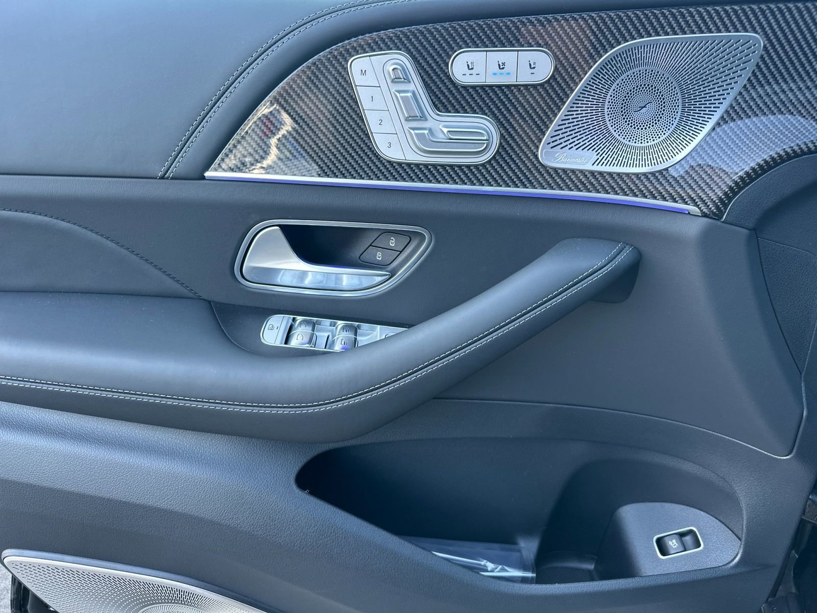 New 2026 Mercedes-Benz GLS 63 AMG 4MATIC image 11