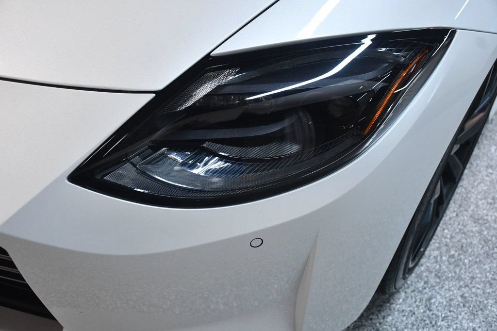 Used 2024 Nissan Z Performance w/ Floor Mat Package RWD image 11