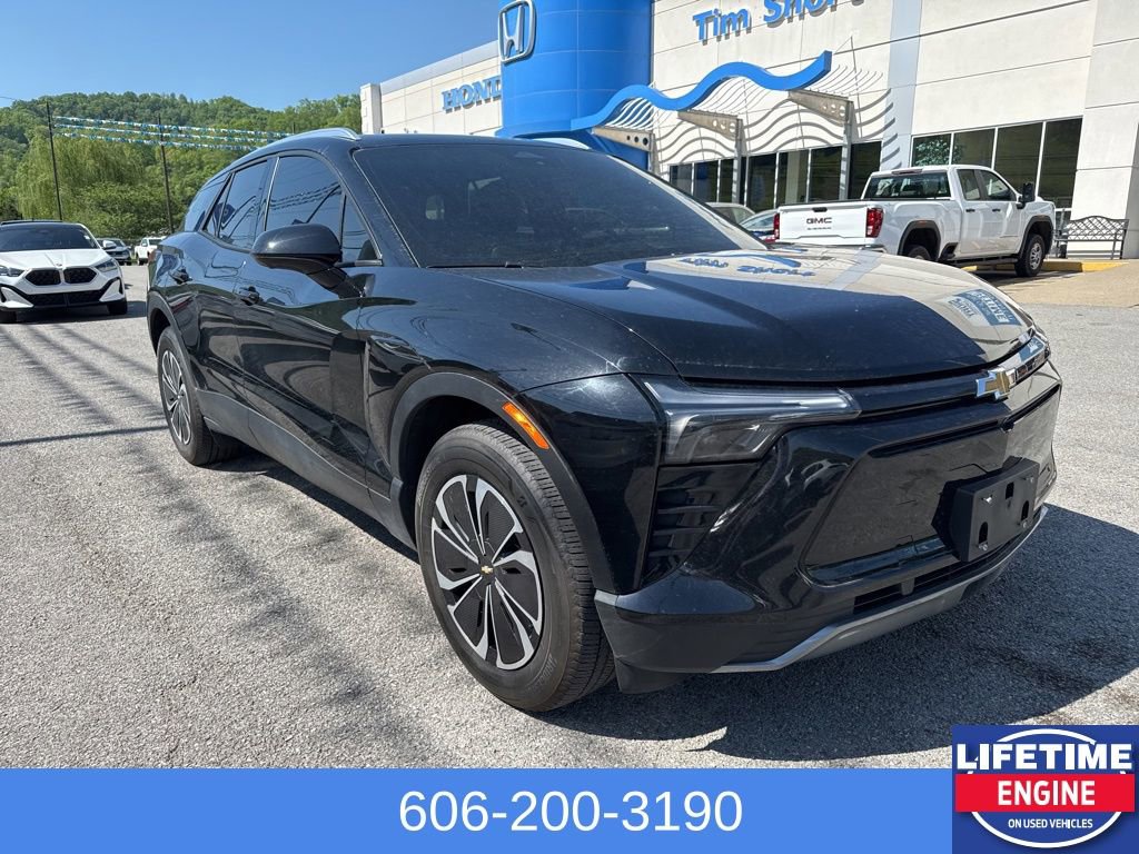 Used 2024 Chevrolet Blazer EV LT AWD/4WD image 4