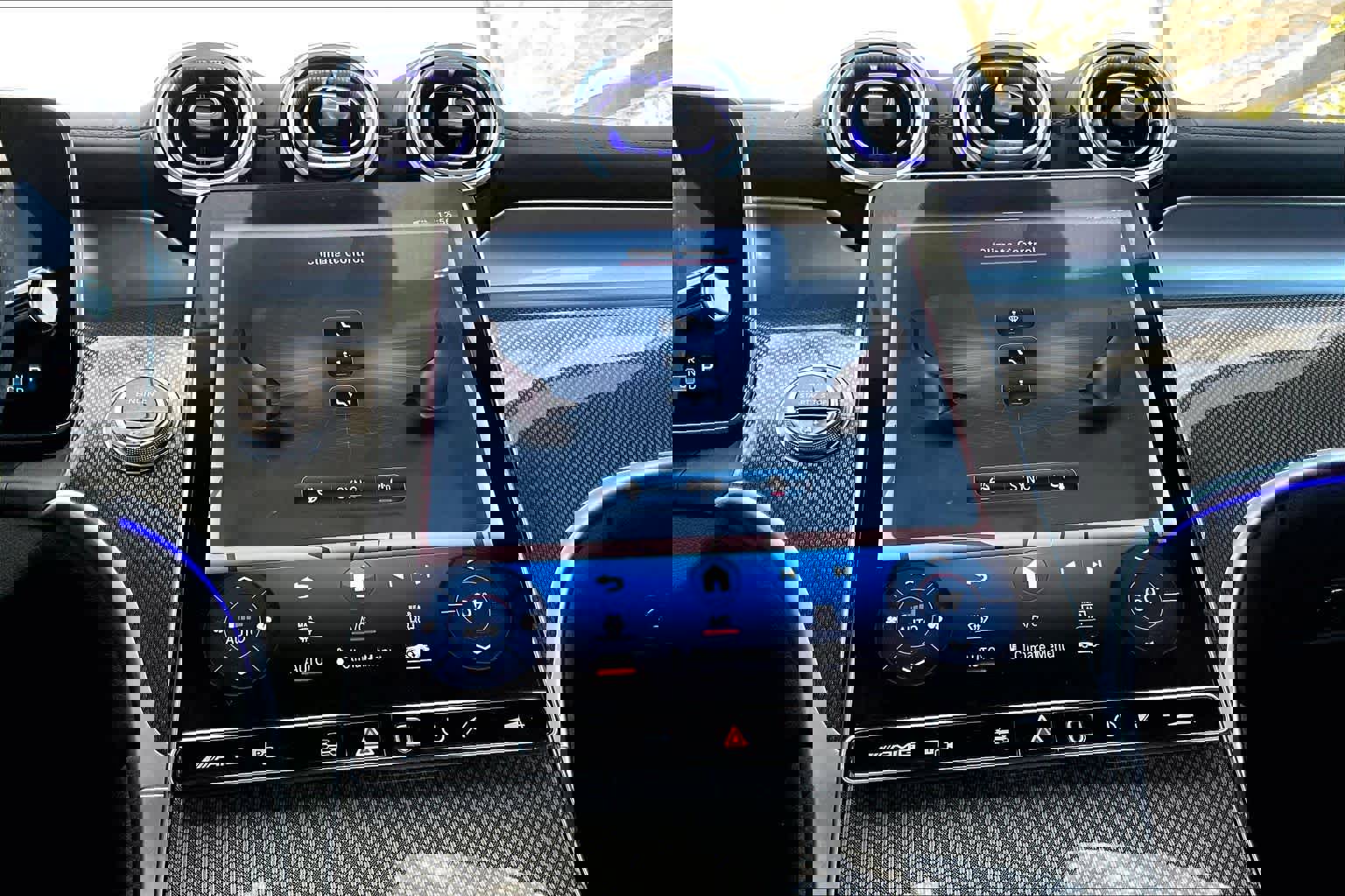 Certified 2024 Mercedes-Benz GLC 43 AMG 4MATIC image 34