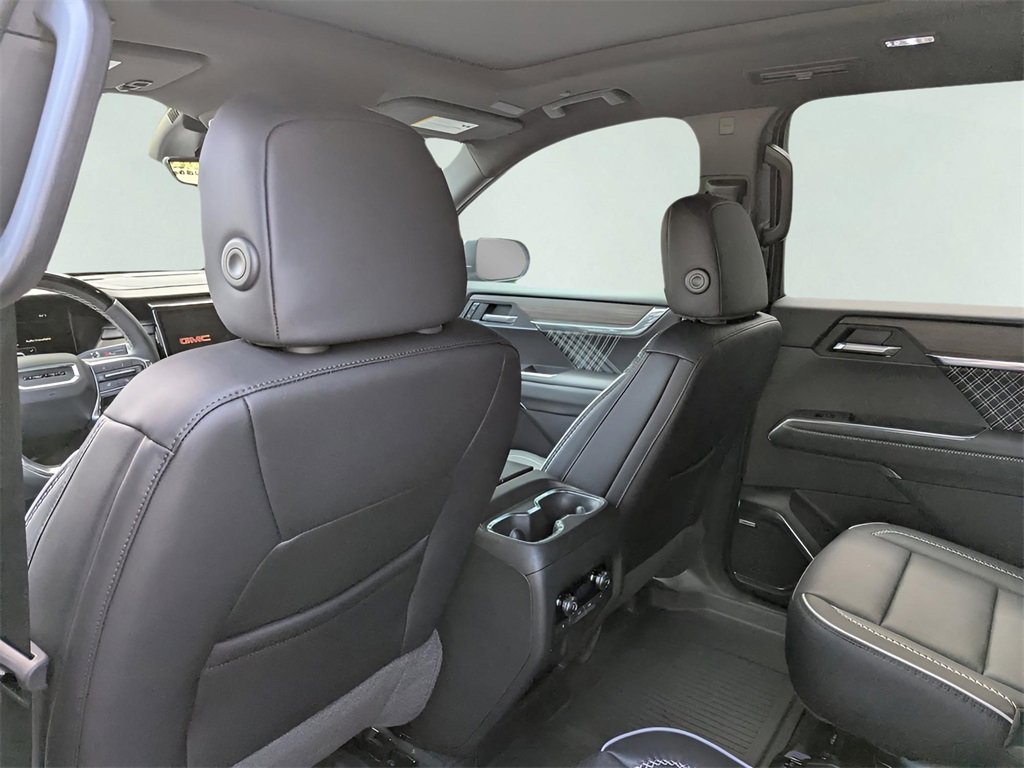 New 2026 GMC Acadia Denali w/ Super Cruise Package image 14
