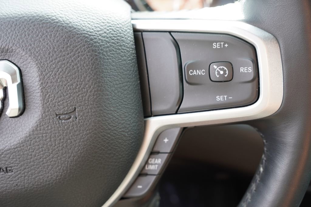 Used 2023 RAM 1500 Big Horn AWD/4WD image 33