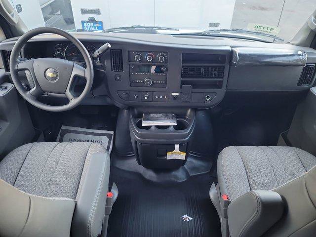 New 2025 Chevrolet Express 3500 w/ Power Convenience Package RWD image 18