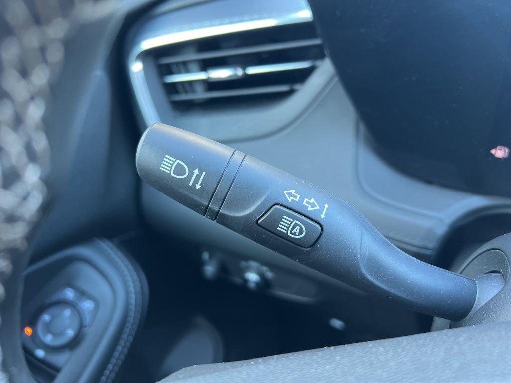 Used 2025 Buick Encore GX Preferred image 14