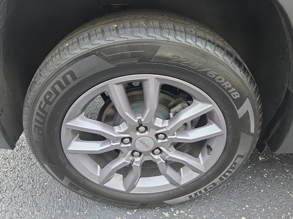 Used 2023 GMC Terrain SLT AWD/4WD image 19