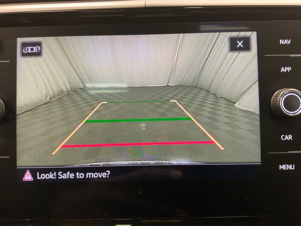 Used 2022 Volkswagen Atlas SEL Premium image 22