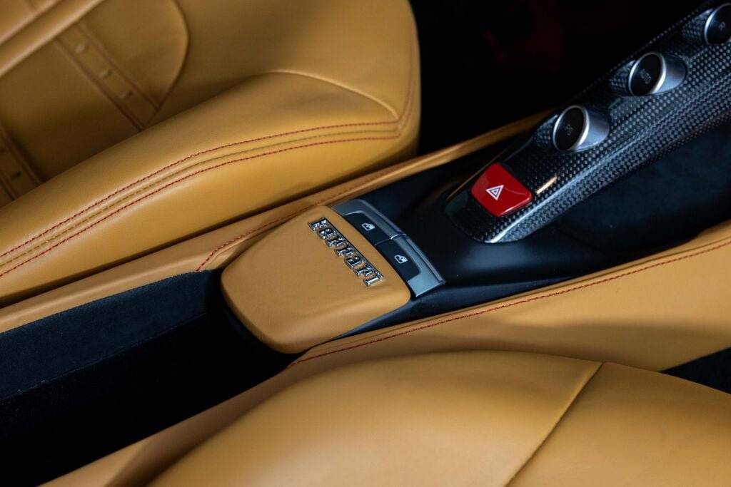Used 2017 Ferrari 488 GTB RWD image 48