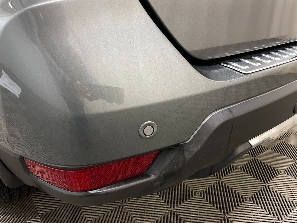 Used 2020 Nissan Rogue SL w/ Premium Package image 12