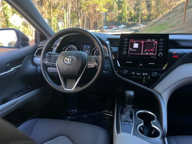 Used 2024 Toyota Camry LE image 17