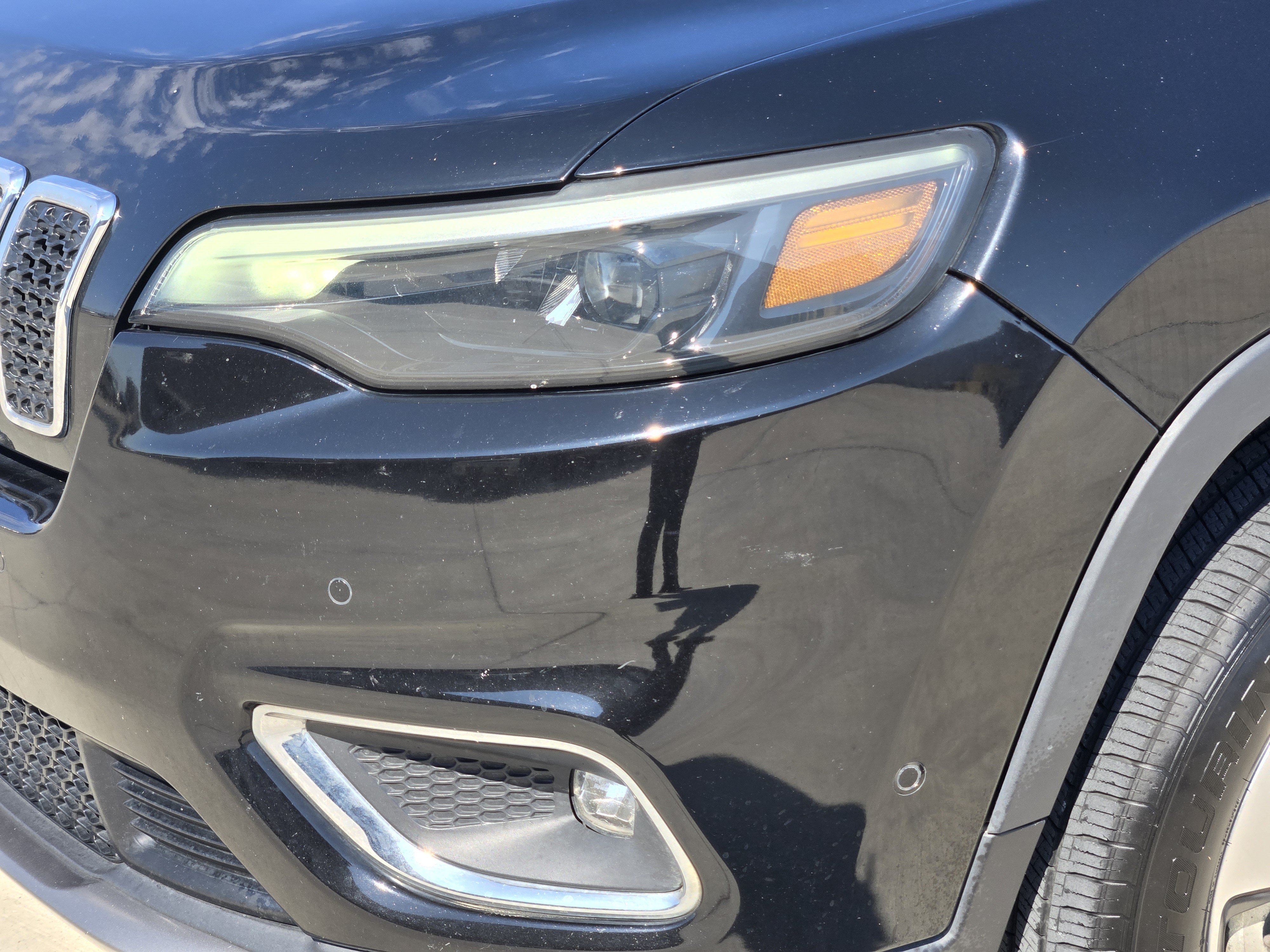 Used 2021 Jeep Cherokee Limited AWD/4WD image 9