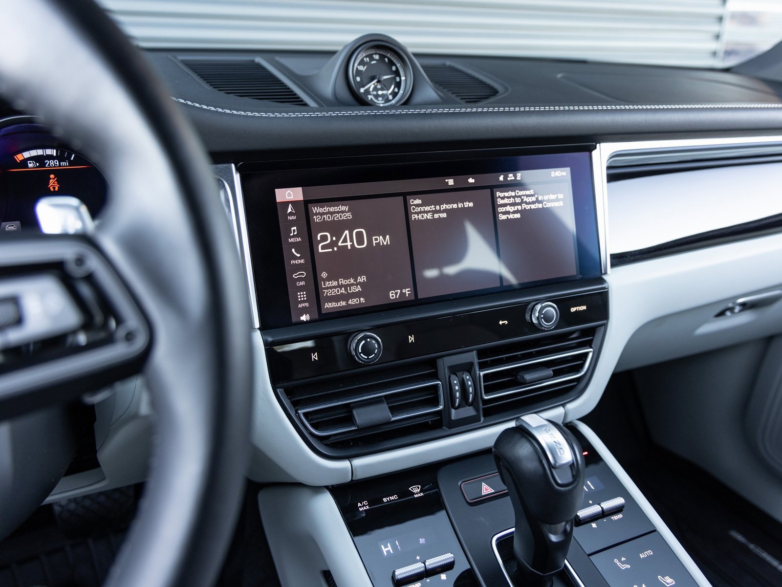 Used 2023 Porsche Macan S image 15