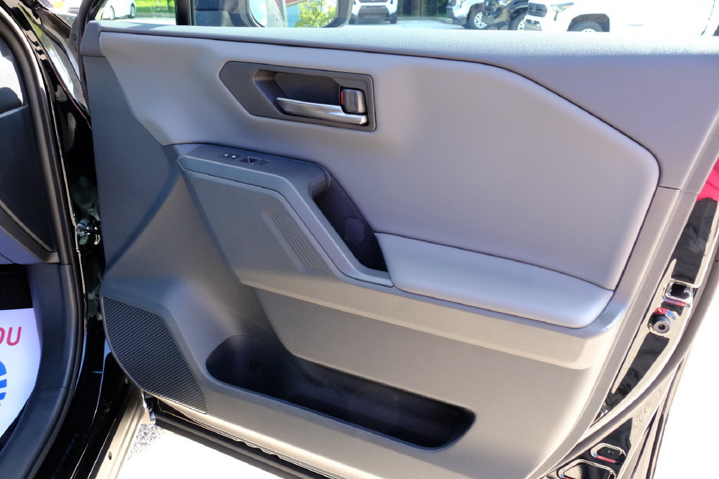 New 2026 Toyota RAV4 XSE w/ Panoramic Sun Roof Package AWD/4WD image 33