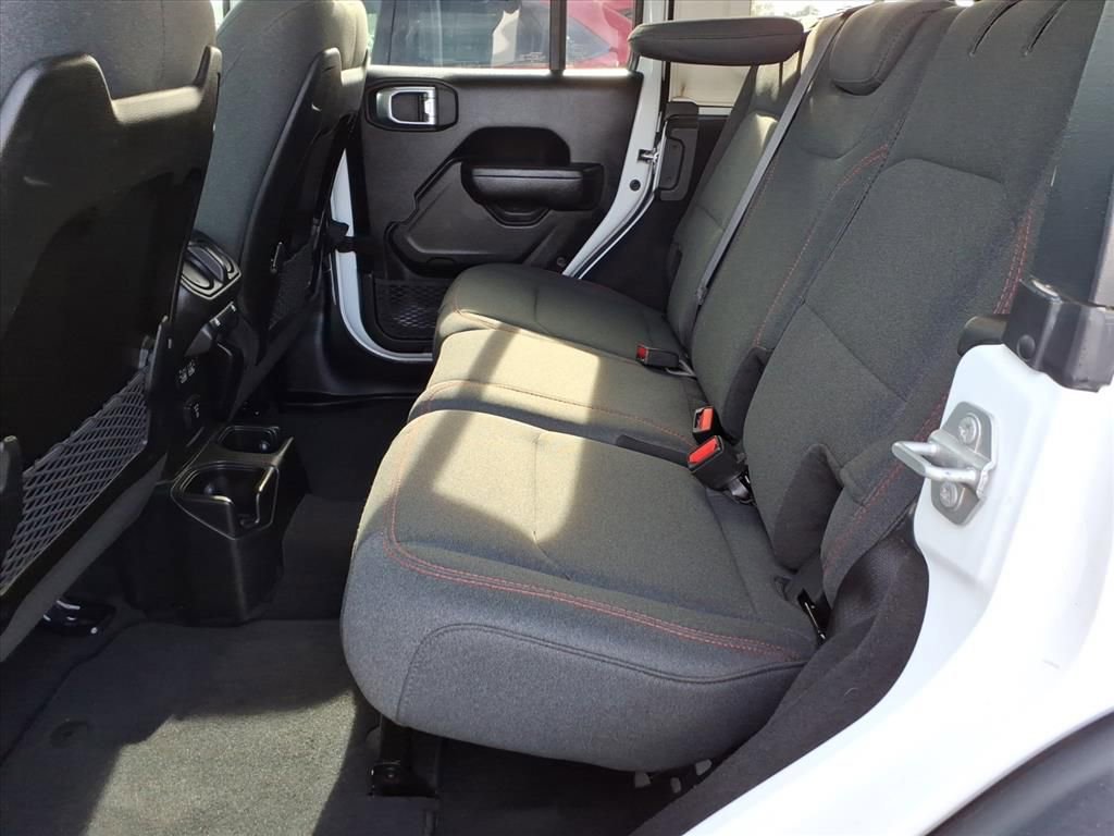 Used 2025 Jeep Wrangler Unlimited Rubicon image 9