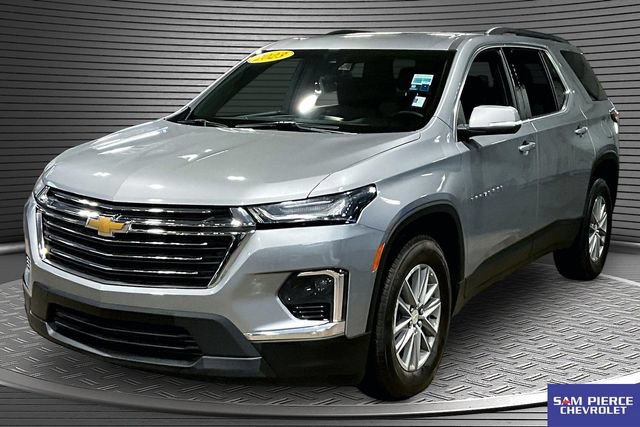 Used 2023 Chevrolet Traverse LT