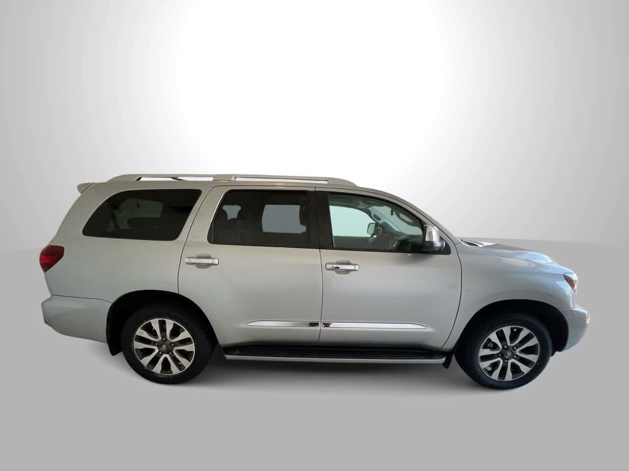 Used 2021 Toyota Sequoia Limited AWD/4WD image 9