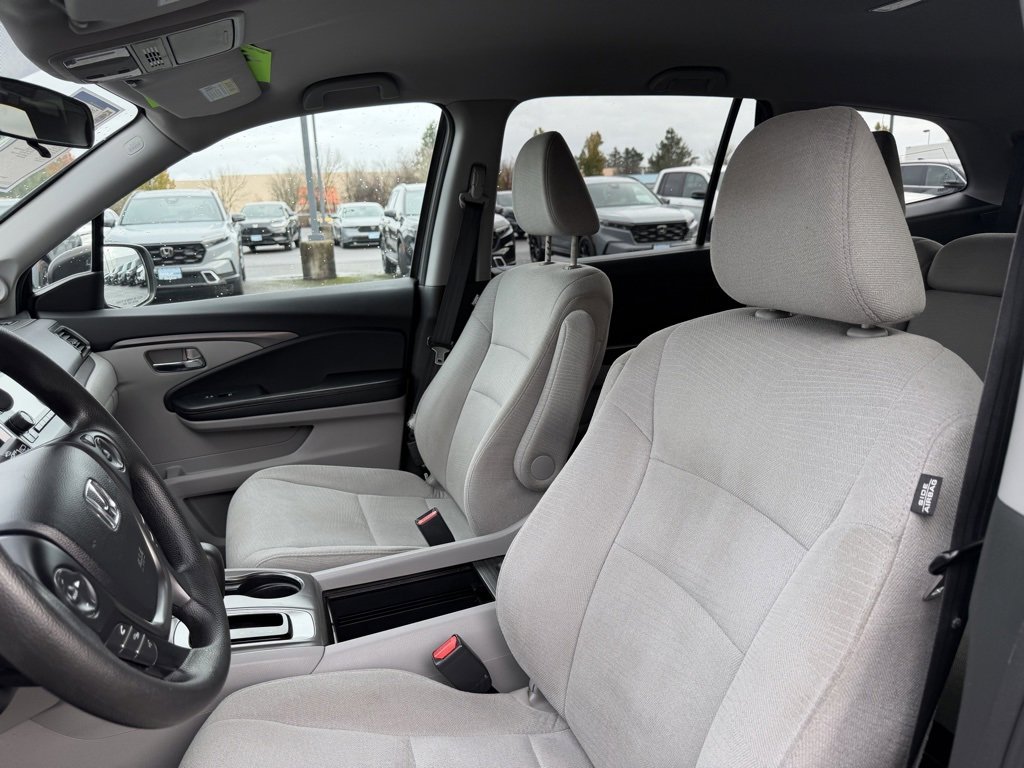 Used 2016 Honda Pilot LX image 14