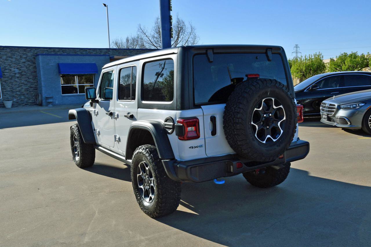Used 2023 Jeep Wrangler Unlimited Rubicon 4xe w/ Cold Weather Group AWD/4WD image 5