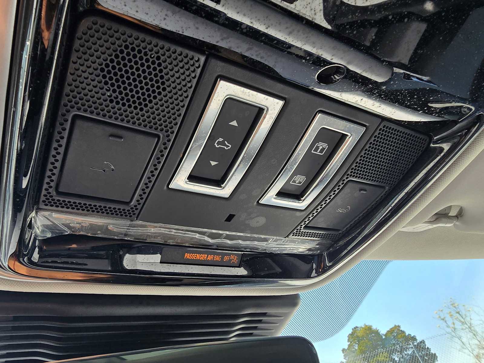 Certified 2025 Land Rover Range Rover Velar Dynamic SE AWD/4WD image 29