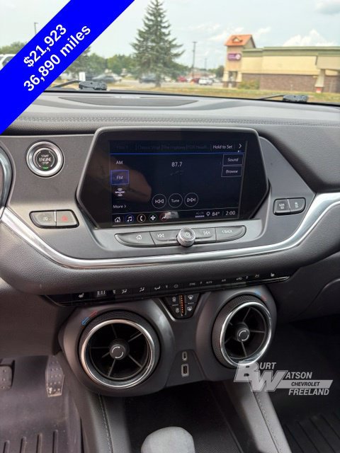 Used 2022 Chevrolet Blazer LT FWD image 24
