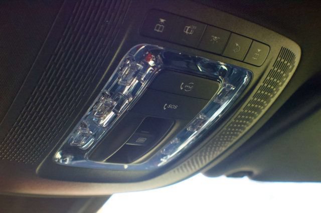 Used 2025 Mercedes-Benz GLE 350 4MATIC w/ 3rd Row Seat Package image 44