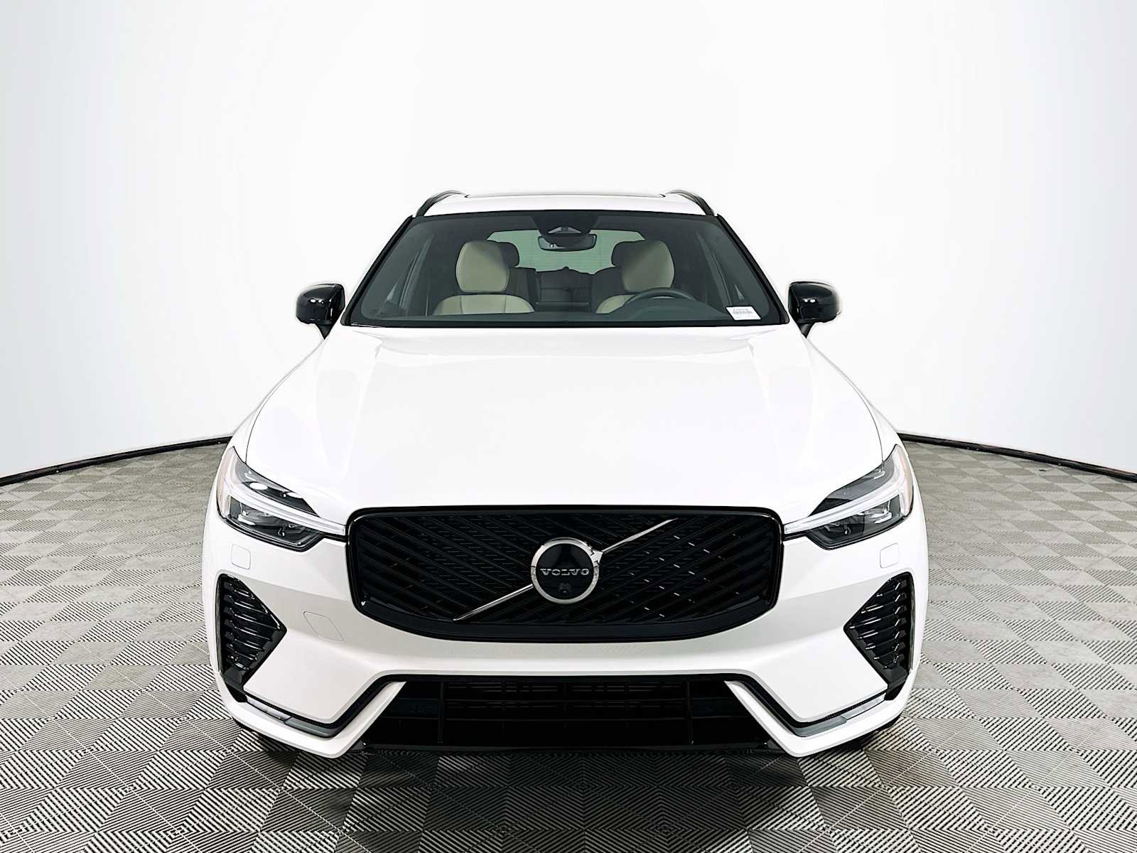New 2026 Volvo XC60 B5 Plus w/ Protection Package Premier image 2