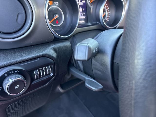 Used 2021 Jeep Wrangler Sport image 19